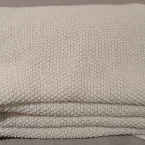 Cozy White Knit Blanket
